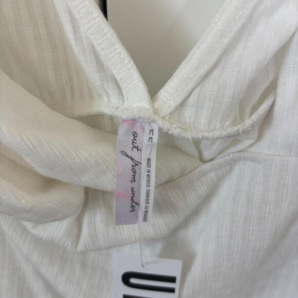 NWT Urban Outfitters Out From Under Pointelle Plunge Bodysuit - Picture 5 of 6